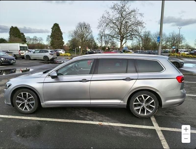 Used VW Passat SEL 150 HP (110 kW) 2019 Silver Estate