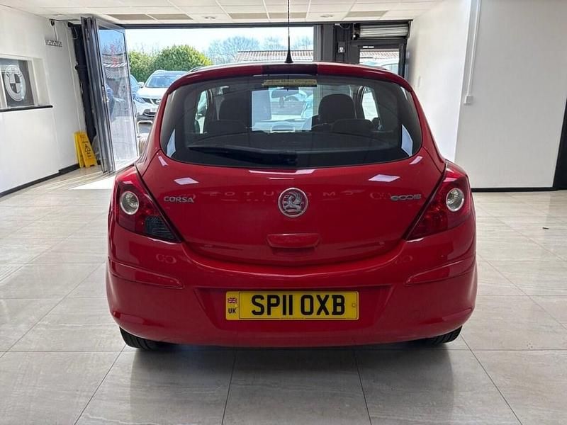 Used Vauxhall Corsa S 64 HP (47 kW) 2011 Red Hatchback