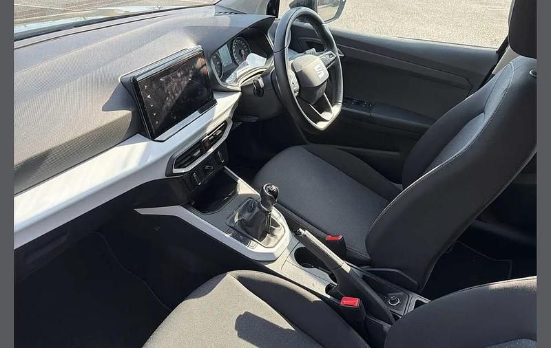 Used Seat Arona SE Technology 94 HP (69 kW) 2022 Black SUV