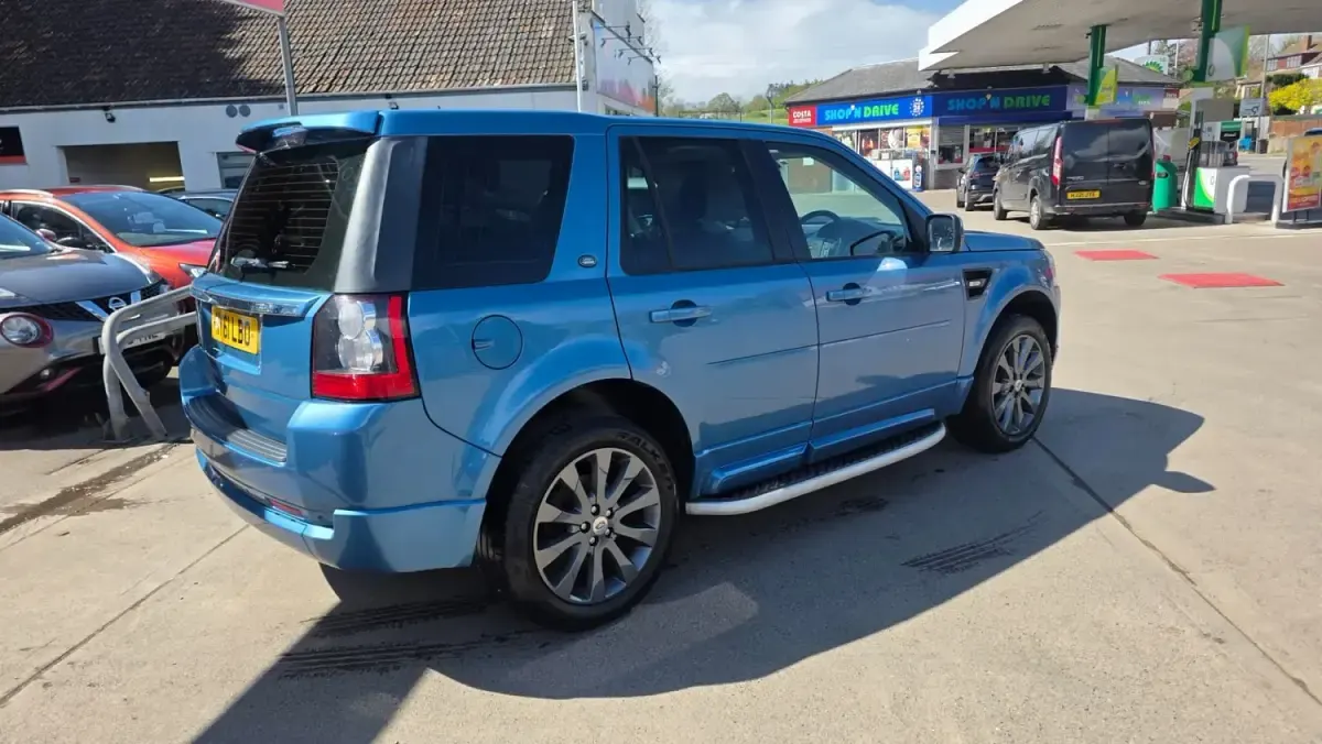 Begagnad Land Rover Freelander 2 2012 Blå SUV