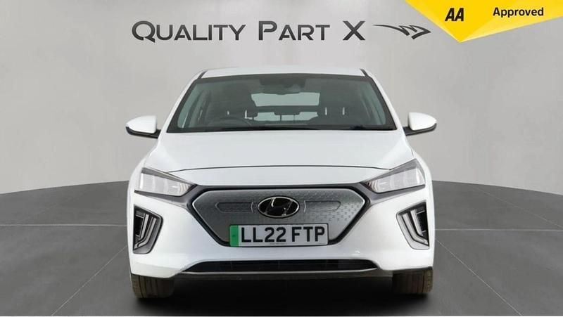 Used Hyundai Ioniq Premium 100 kW (136 HP) 2022 White Hatchback