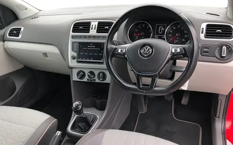 Used VW Polo Beats 90 HP (66 kW) 2017 Hatchback
