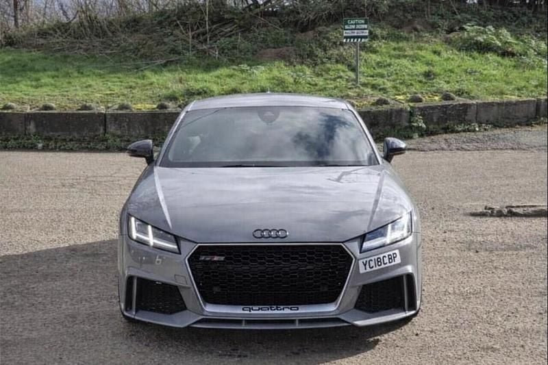 Used Audi TT RS Comfort 400 HP (294 kW) 2018 Grey Coupe