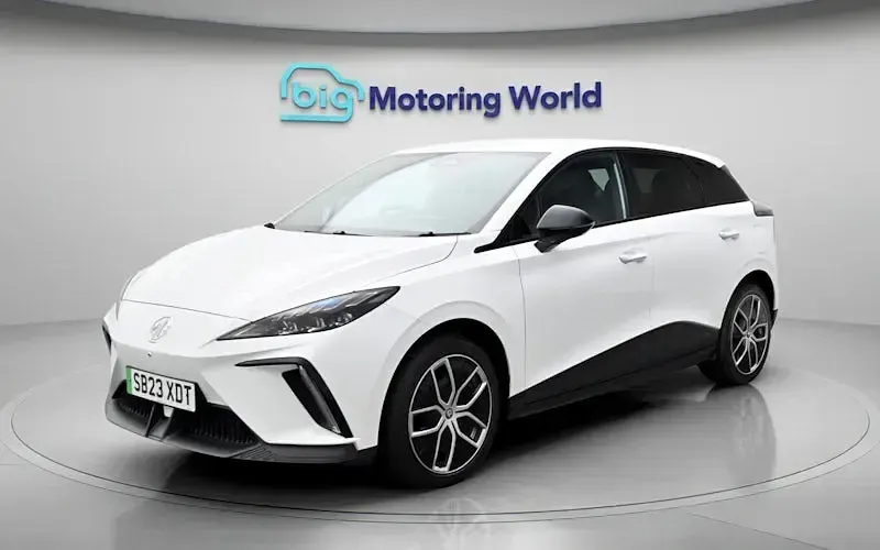 Used MG MG4 EV Trophy 150 kW (204 HP) 2025 Hatchback