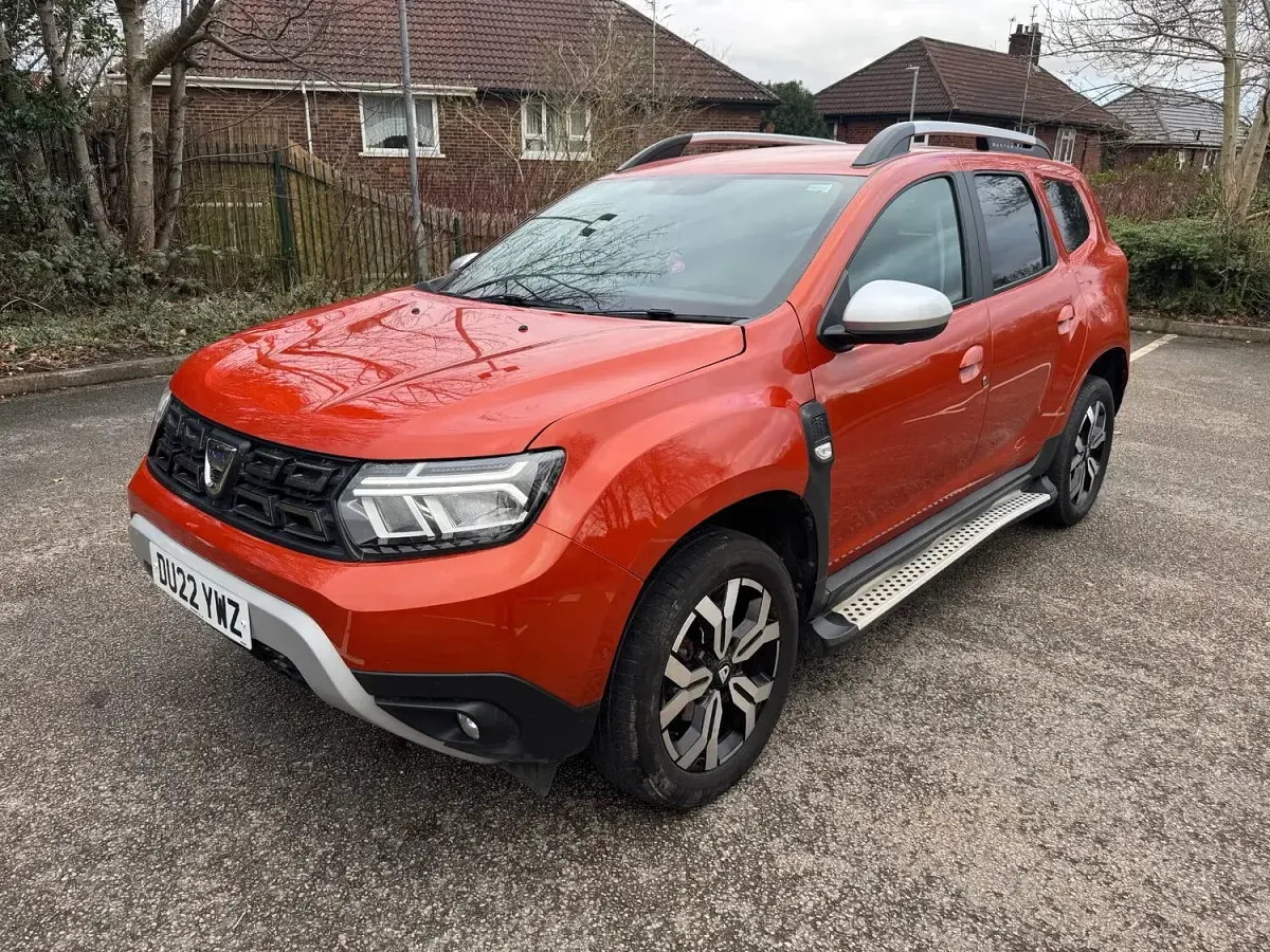 Used Dacia Duster Prestige 150 HP (110 kW) 2022 Orange SUV