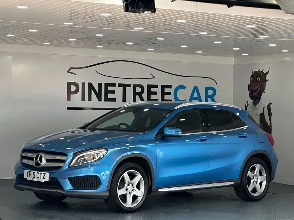Used Mercedes GLA220 AMG line 170 HP (125 kW) 2015 Blue SUV