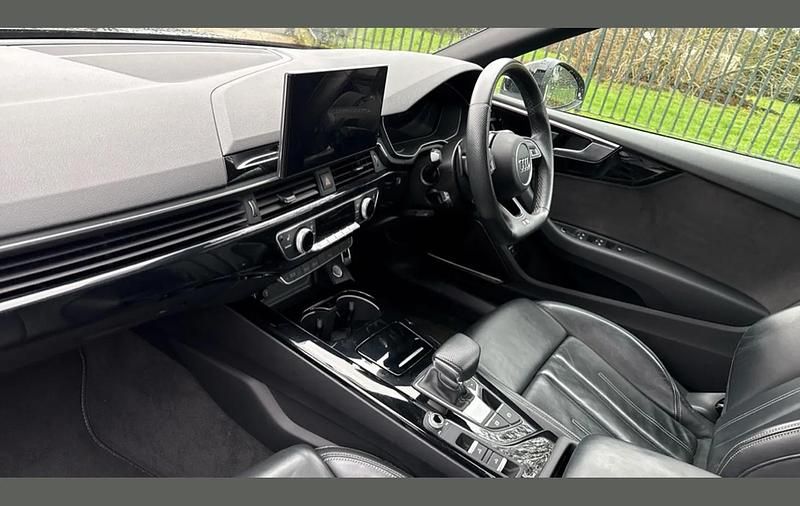 Used Audi A5 Cabriolet Comfort 200 HP (147 kW) 2022 Black Cabriolet