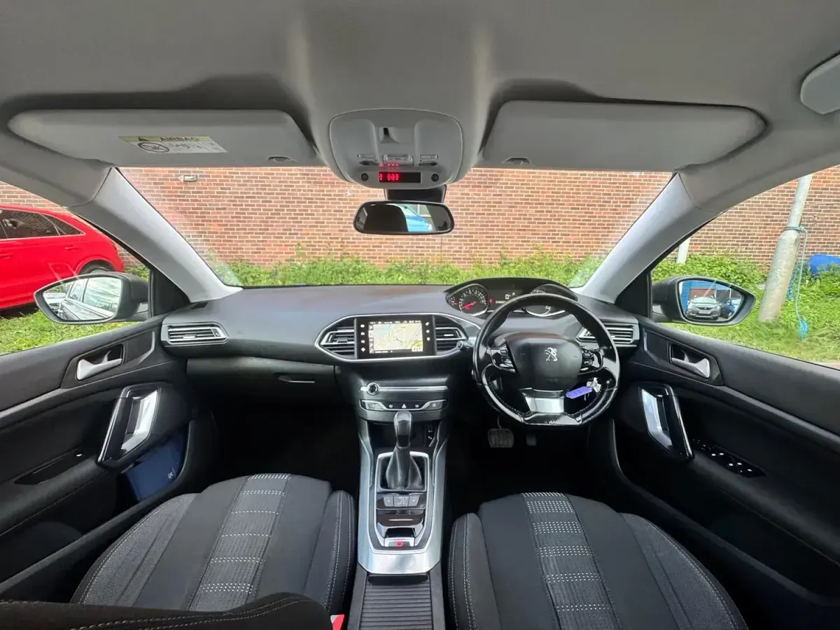 Used Peugeot 308 Allure 2017 Grey Hatchback