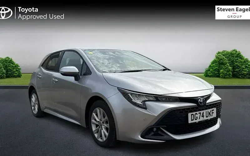 Used Toyota Corolla 140 HP (102 kW) 2024 Hatchback