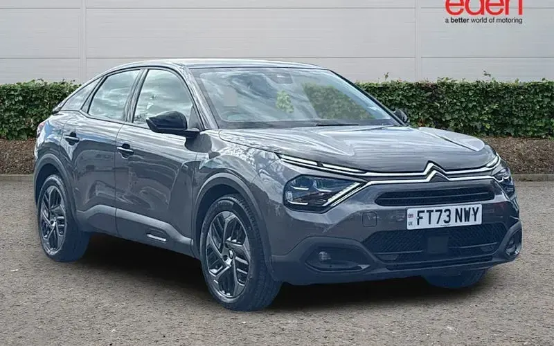 Used Citroën C4 PureTech 101 HP (74 kW) 2023 SUV