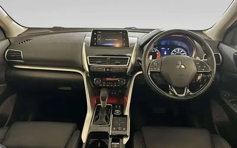 Used Mitsubishi Eclipse 163 HP (119 kW) 2019 Blue Hatchback
