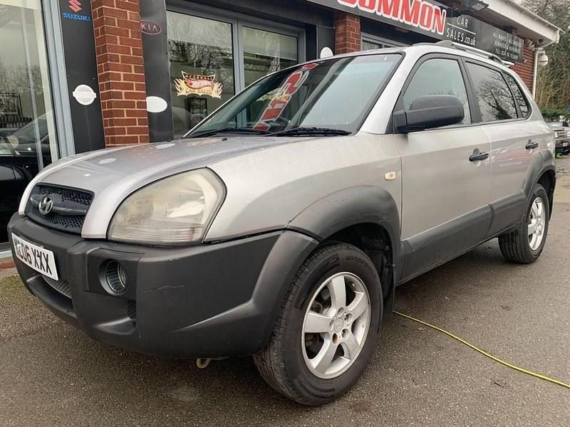 Used Hyundai Tucson 140 HP (102 kW) 2006 Silver SUV