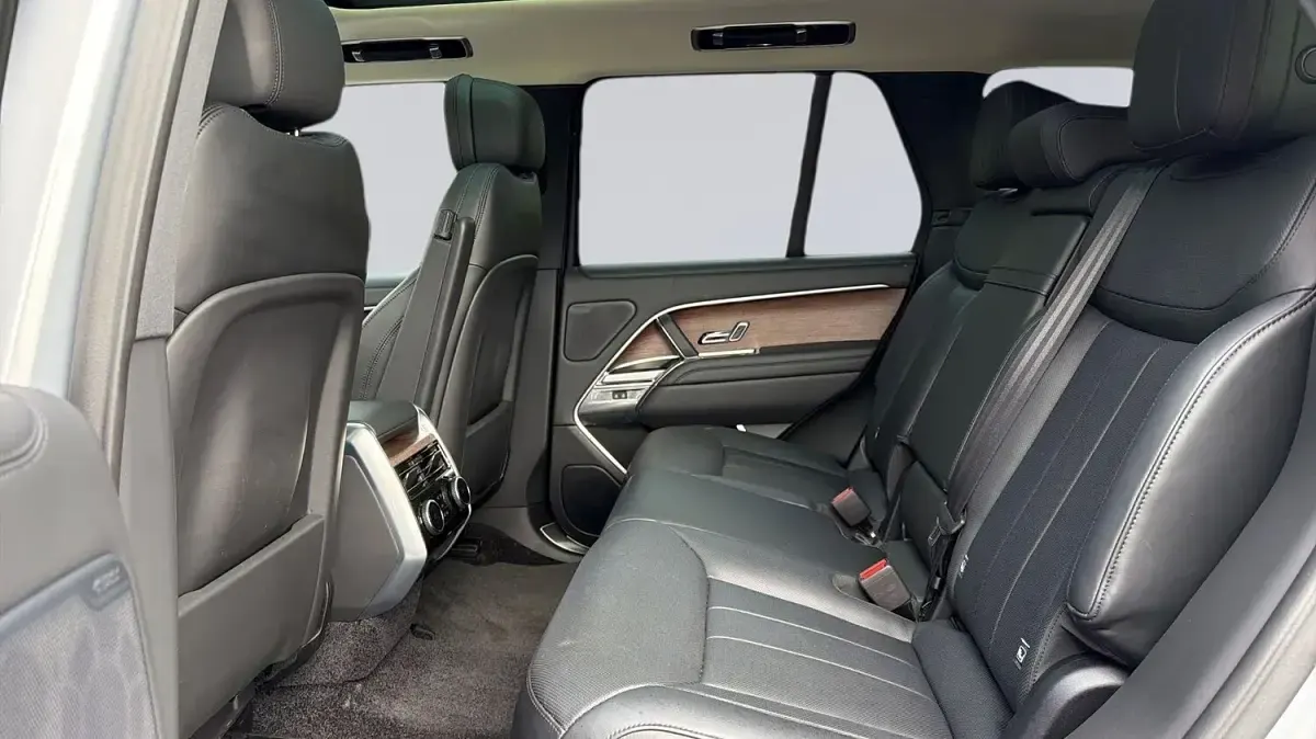 Used Land Rover Range Rover HSE 2025 Silver SUV