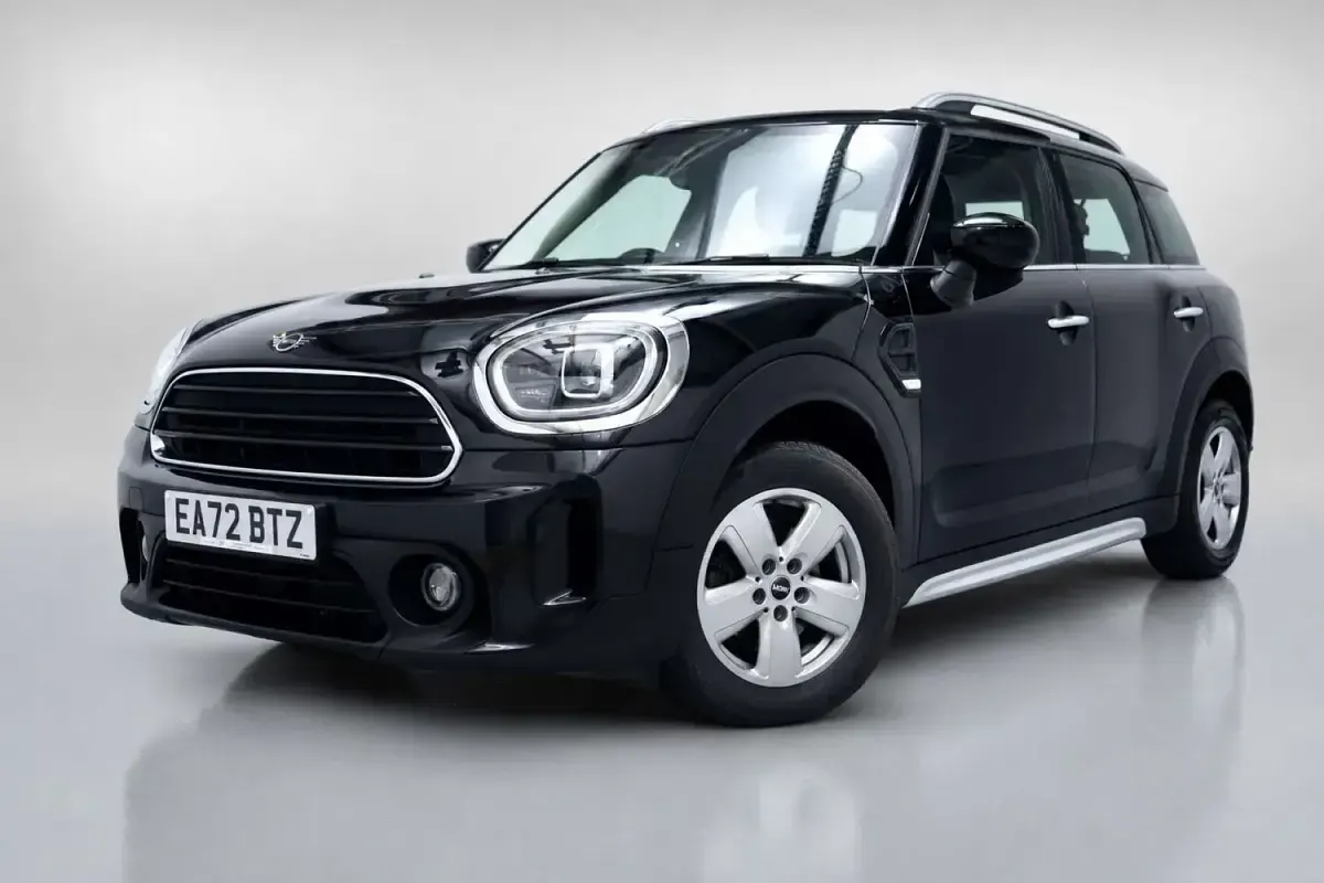Used Mini Cooper Countryman Classic 136 HP (100 kW) 2022 Black SUV