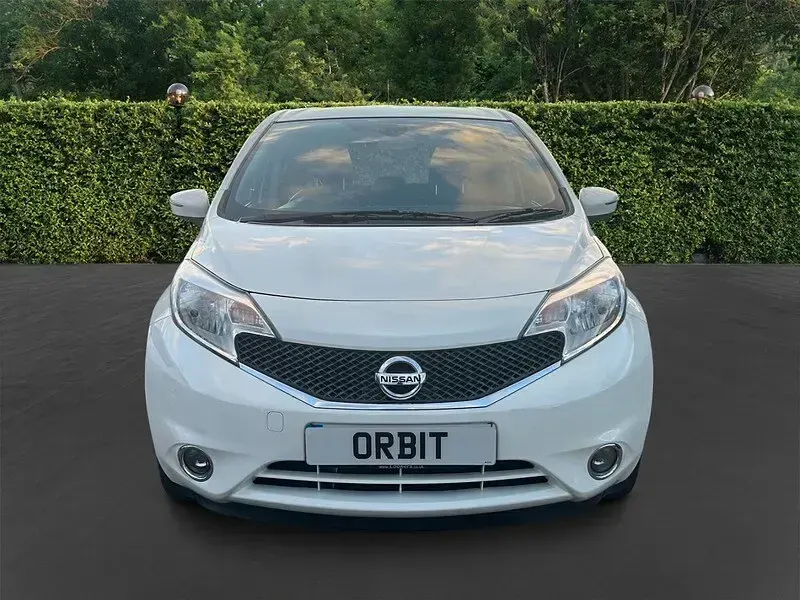 Used Nissan Note S 98 HP (72 kW) 2015 White Hatchback