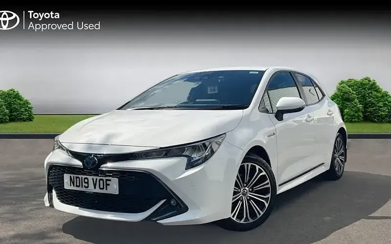 Used Toyota Corolla Design 122 HP (89 kW) 2022 Hatchback