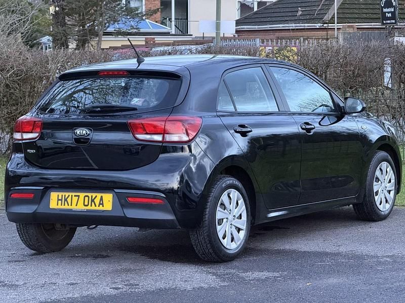Used Kia Rio 2017 Black Hatchback