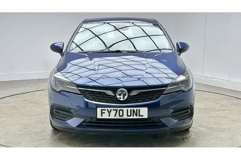 Used Vauxhall Astra Elite 145 HP (106 kW) 2020 Blue Hatchback