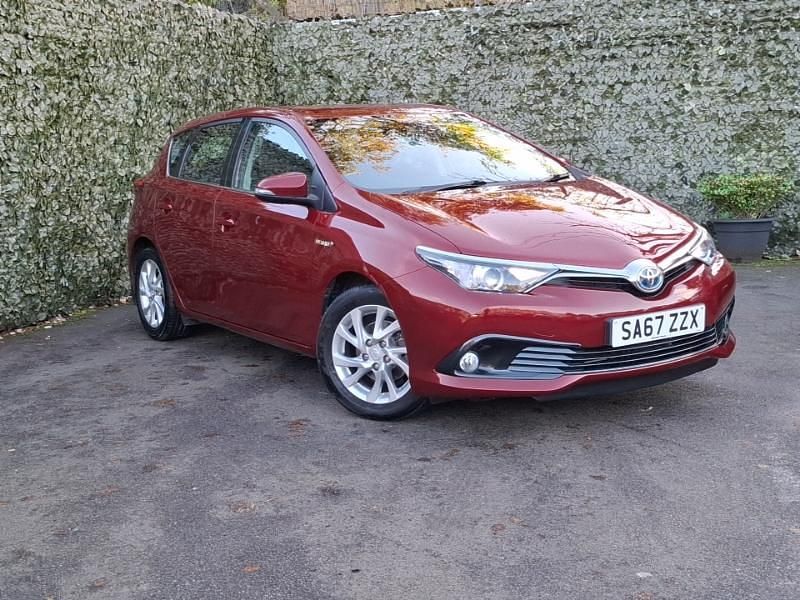 Red Used 2017 Toyota Auris Hybrid Business Edition Estate | £13,498 (Fair price) - Image 1/4