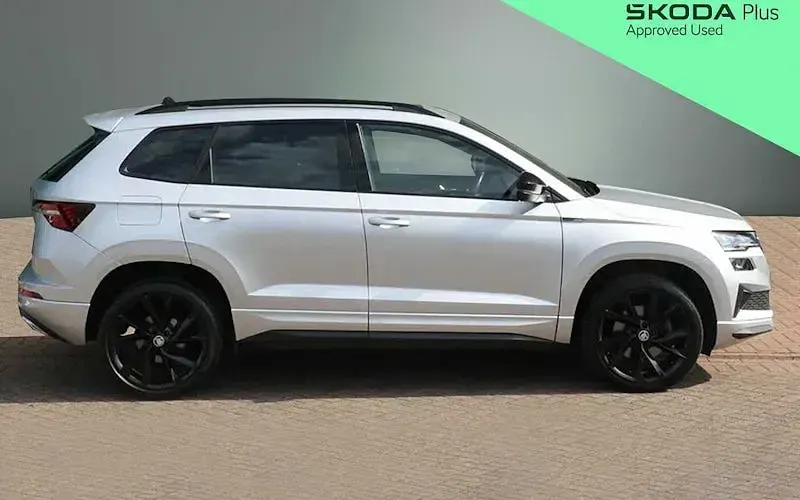 Used Skoda Karoq SportLine 150 HP (110 kW) 2023 Brilliant silver metallic SUV