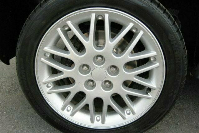 Used Chrysler Neon 131 HP (96 kW) 2003 Sedan