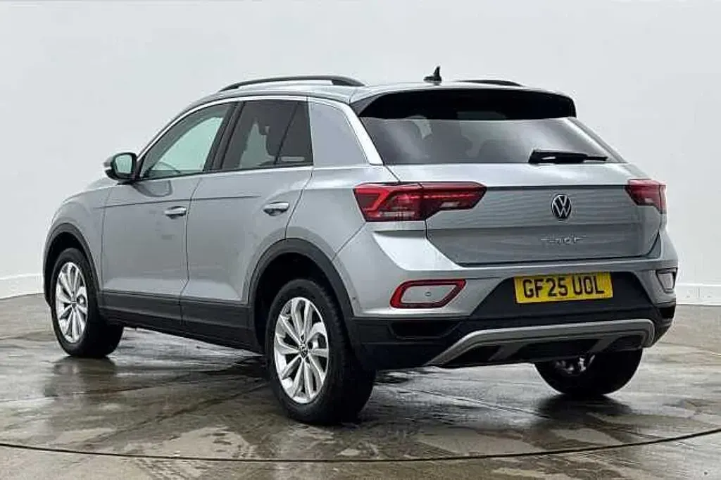 Used VW T-Roc Match 150 HP (110 kW) 2025 Silver SUV
