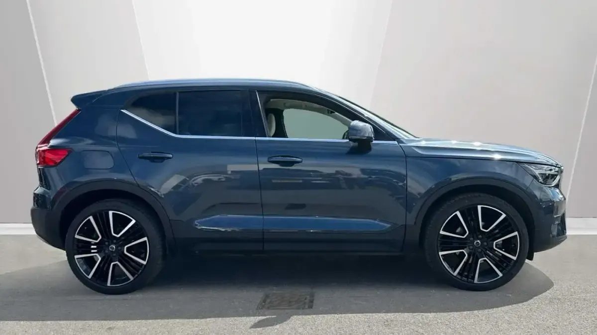 Used Volvo XC40 Ultra 194 HP (142 kW) 2026 SUV