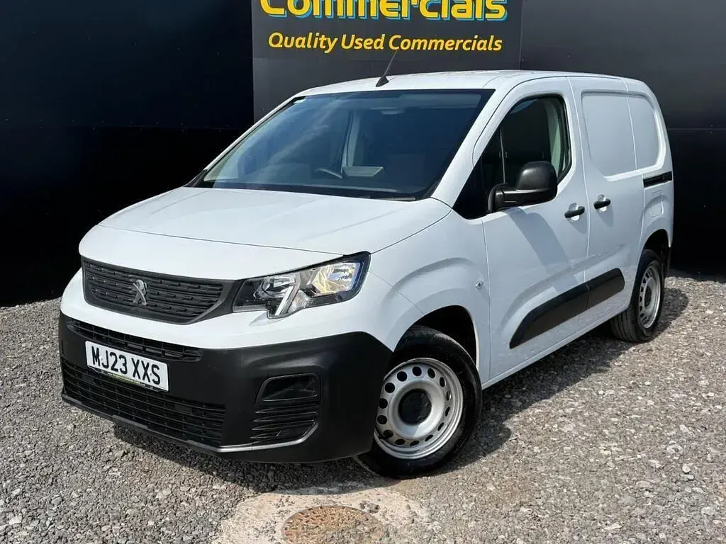 Used Peugeot Partner Premium 2023 White MPV