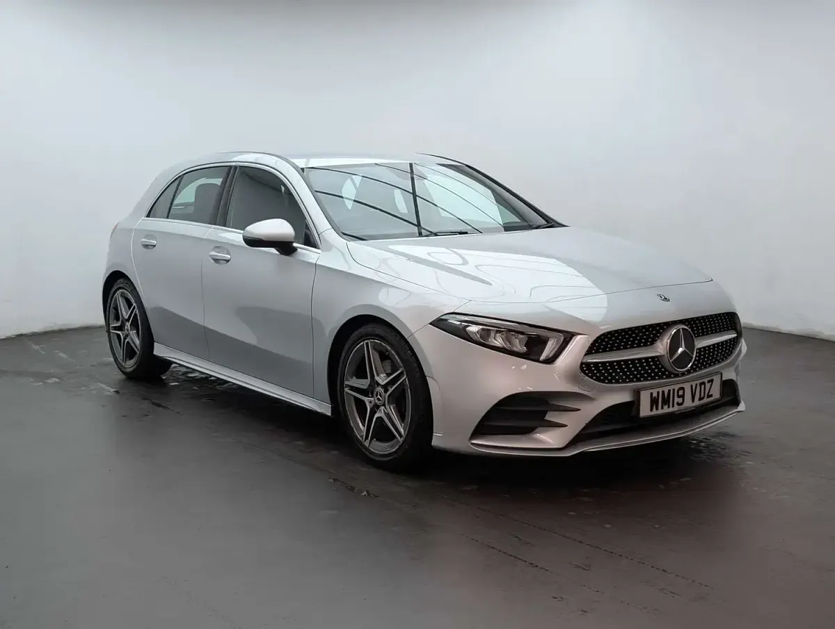 Used Mercedes A180 AMG line 136 HP (100 kW) 2019 Silver Hatchback