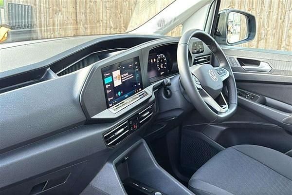 Used 2025 VW Caddy Maxi Life MPV | £27,499 (Fair price) - Image 1/4