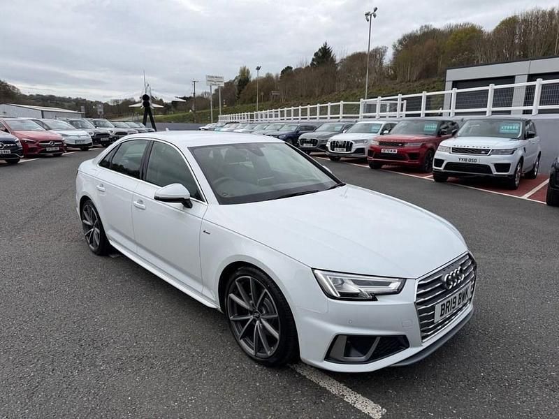 Used Audi A4 S-Line 190 HP (139 kW) 2019 White Sedan