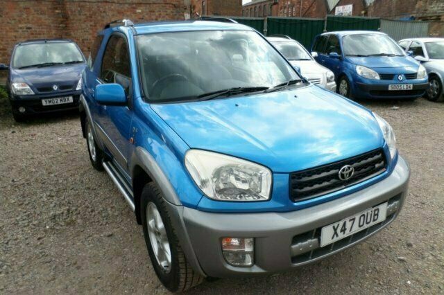 Used 2001 Toyota RAV4 SUV | £2,195 (Super price) - Image 1/4