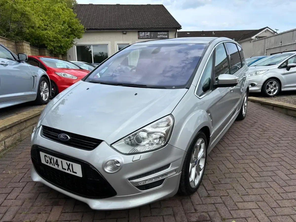 Begagnad Ford S-MAX Titanium X 200 HK (147 kW) 2014 Silver Minibuss