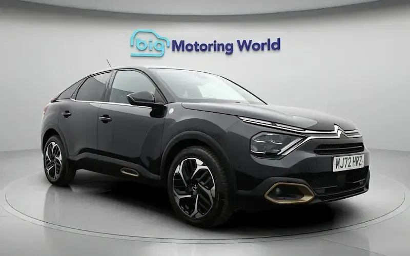 Second-hand Citroën C4 PureTech 131 CP (96 kW) 2022 Negru Hatchback