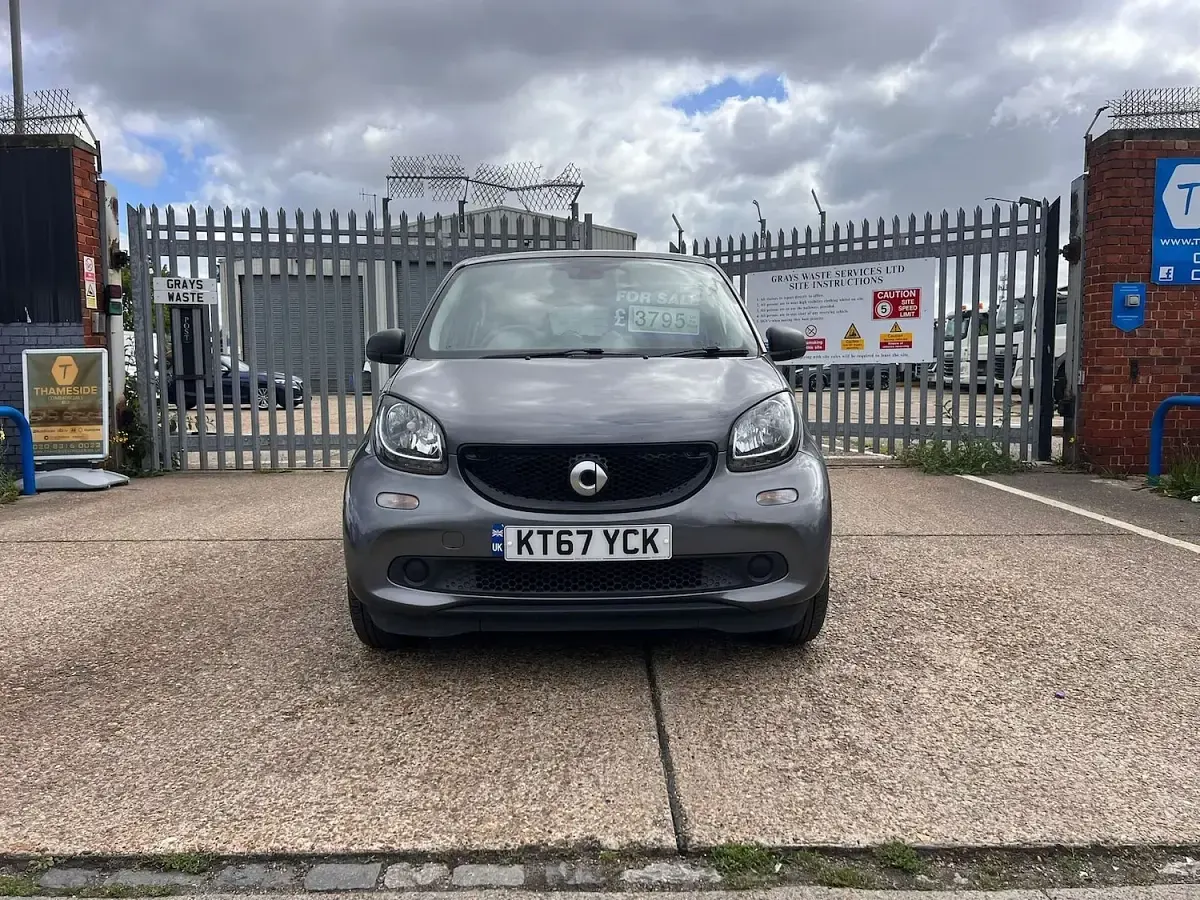 Used Smart ForFour Passion 71 HP (52 kW) 2018 Black Hatchback