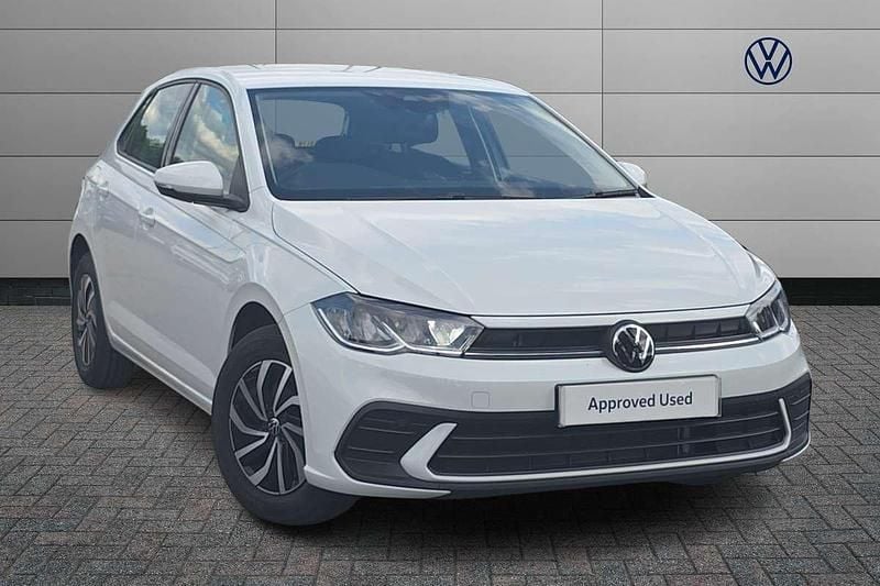 White Used 2025 VW Polo Life Hatchback | £19,999 (Good price) - Image 1/4