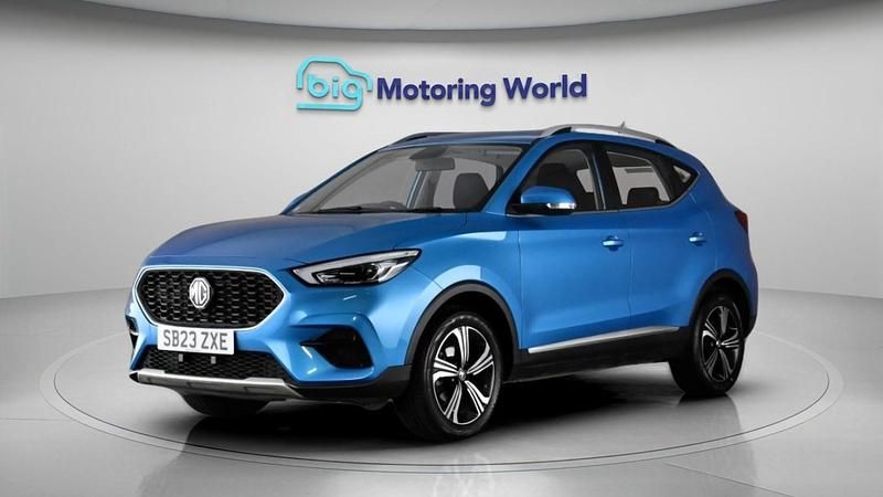 Used MG ZS Excite 105 HP (77 kW) 2023 Blue SUV