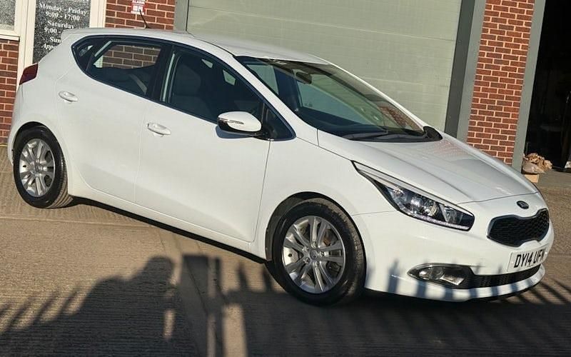 Used Kia Ceed 128 HP (94 kW) 2015 Hatchback