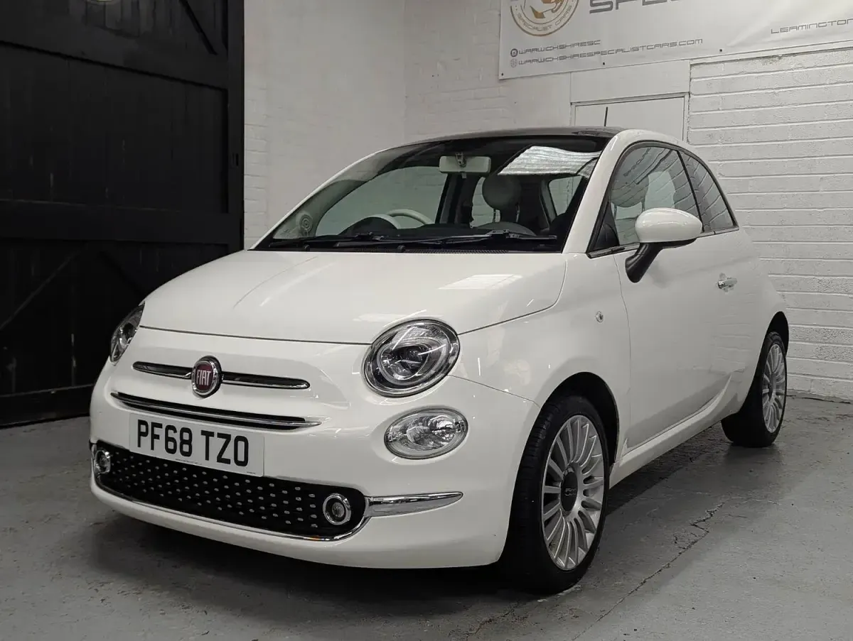 Used Fiat 500 Lounge 69 HP (50 kW) 2018 White Hatchback