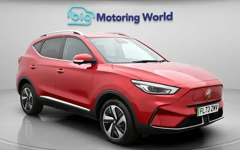 Usado MG ZS Trophy Connect 114 kW (156 HP) 2022 SUV