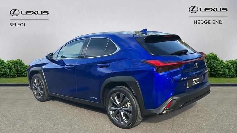 Usado Lexus UX Sport Line 184 HP (135 kW) 2021 Azul SUV