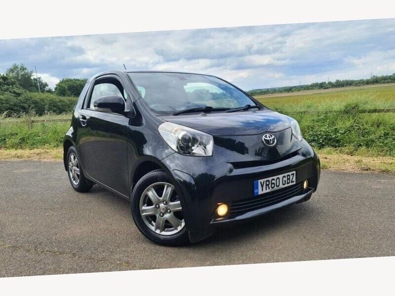 Black Used 2010 Toyota iQ Hatchback | £3,750 (Fair price) - Image 1/4