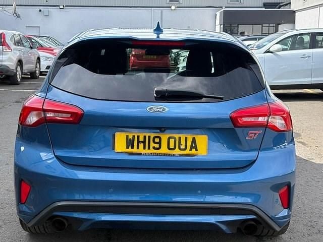 Usado Ford Focus ST 280 HP (205 kW) 2022 Azul Citadino