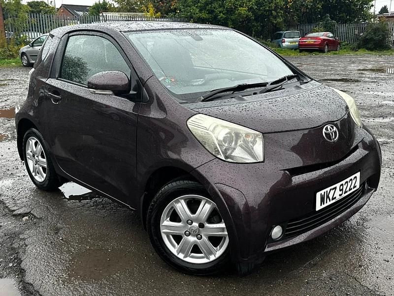 Mauve Used 2009 Toyota iQ Hatchback | £2,500 (Fair price) - Image 1/4