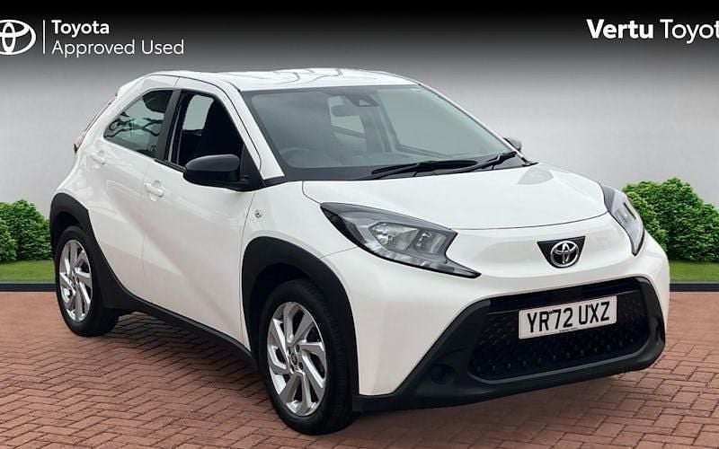 Used 2024 Toyota Aygo PURE Hatchback | £10,542 (Good price) - Image 1/4