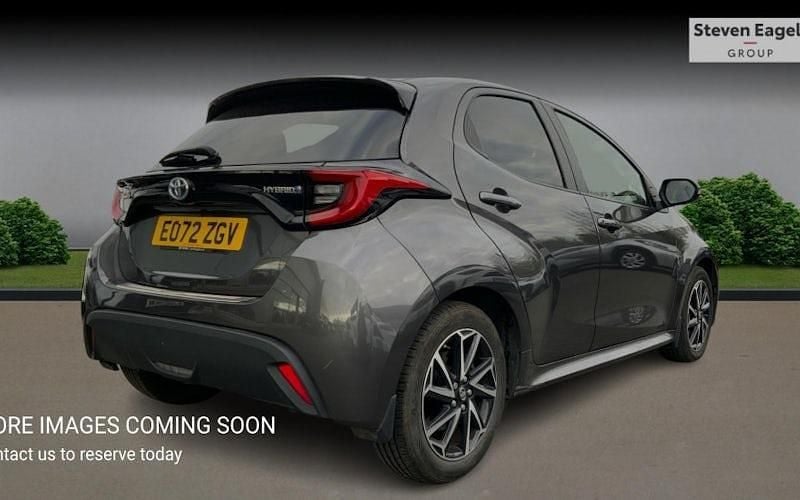 Used Toyota Yaris Hybrid Design 116 HP (85 kW) 2026 Hatchback