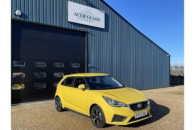 Used MG MG3 Excite 106 HP (77 kW) 2022 Yellow Hatchback