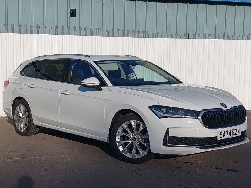 White Used 2024 Skoda Superb SE L Estate | £26,998 (Fair price) - Image 1/4