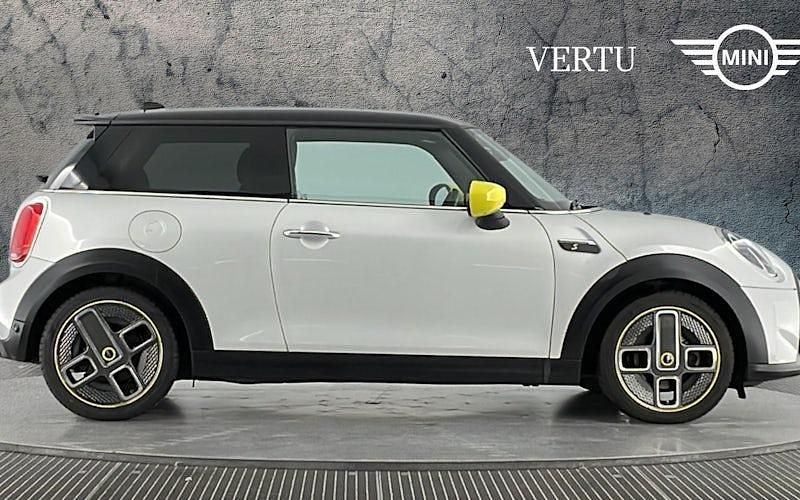 Used Mini Cooper Level 2 135 kW (184 HP) 2023 Hatchback