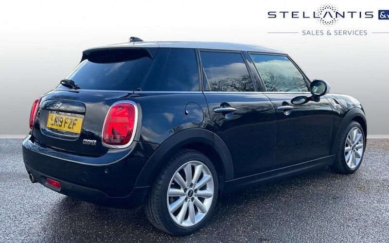 Used Mini Cooper Hatch 136 HP (100 kW) 2018 Black Hatchback